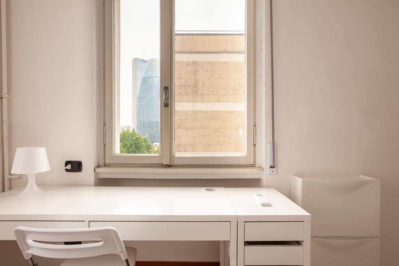 Spazioso Appartamento - City Life - Fiera Milano - Alcuino 5 Exteriör bild